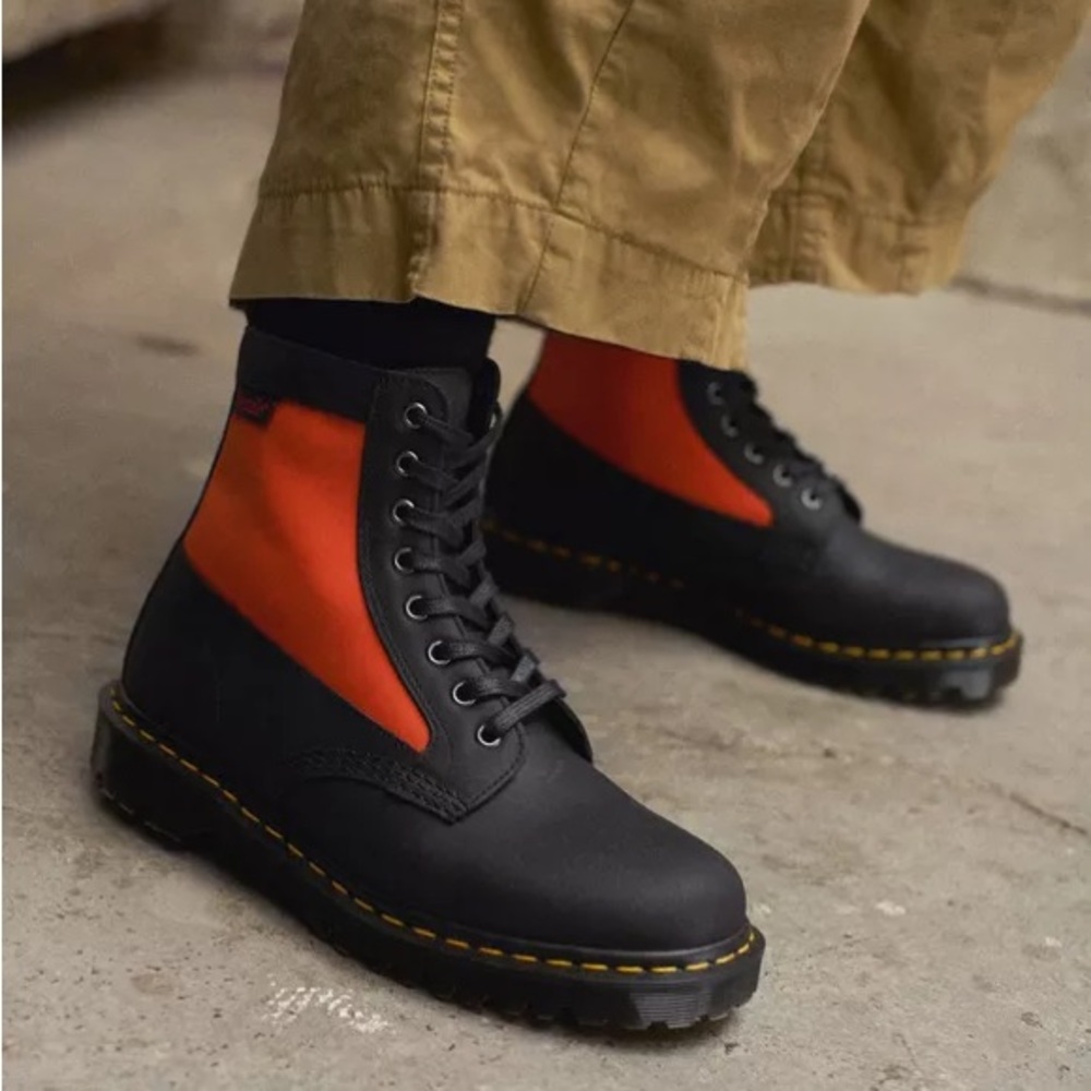 NIB Dr. Martens 1460 Panel Made in England Leather Lace-up Boots US6/EU37
